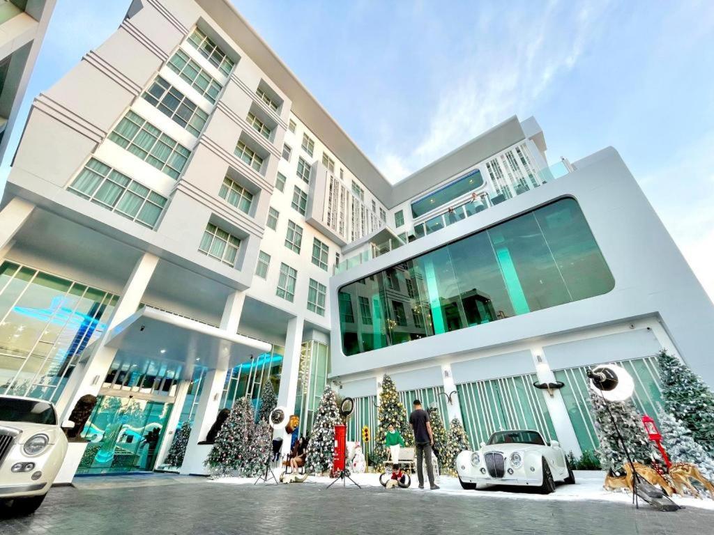 Glacier Hotel Khon Kaen Esterno foto