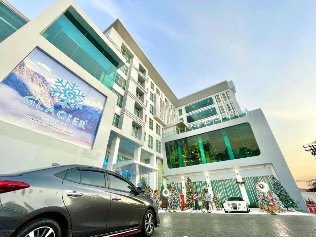 Glacier Hotel Khon Kaen Esterno foto