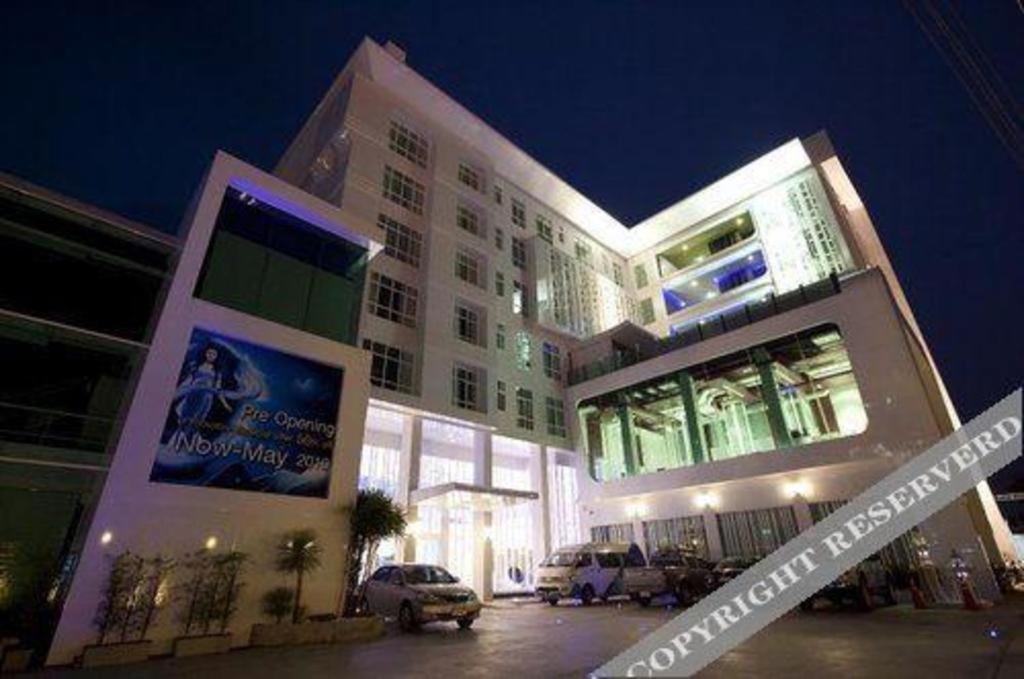 Glacier Hotel Khon Kaen Esterno foto